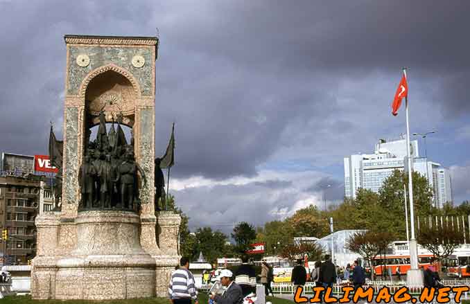 میدان تقسیم؛ راهنمای گردشگری میدان تکسیم استانبول