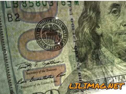 تشخیص دلار تقلبی از اصل با نوار امنیتی