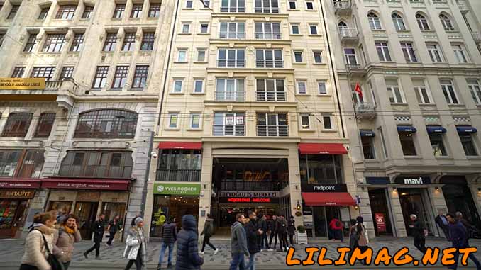 مرکز خرید بی اوغلو ایش (Beyoglu Is Merkezi )؛ از معروف‌ترین مراکز خرید ارزان استانبول