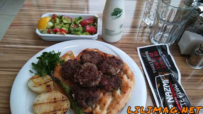 رستوران آراپ نظمی؛ از بهترین رستوران‌های ارزان آنتالیا با غذای ترکی